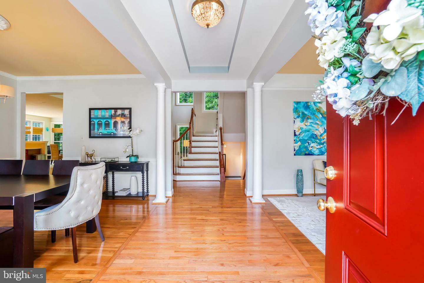 Property Photo: 5322 Gunston Hall Drive VA 22193
