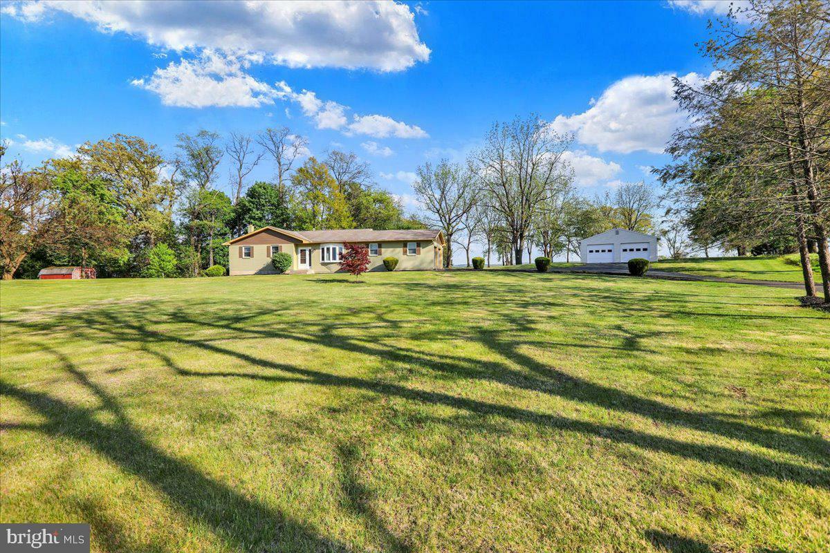 Property Photo: 527 Baldy Road PA 19530
