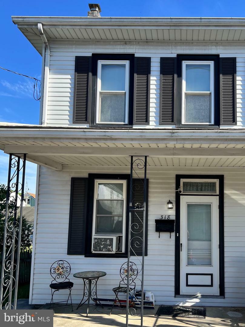 318 W Church Street  Annville PA 17003 photo