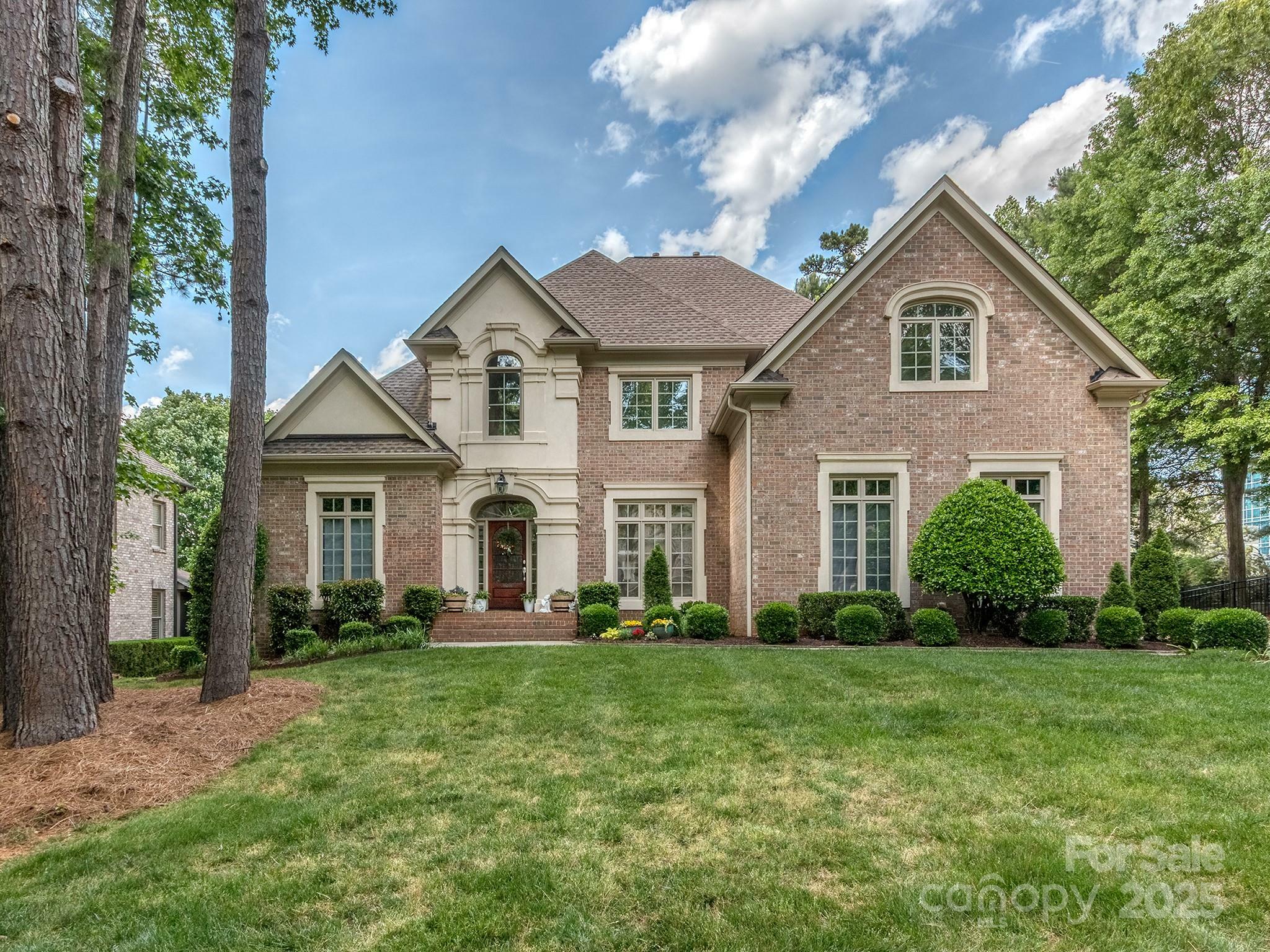 Property Photo: 10924 Lederer Avenue NC 28277