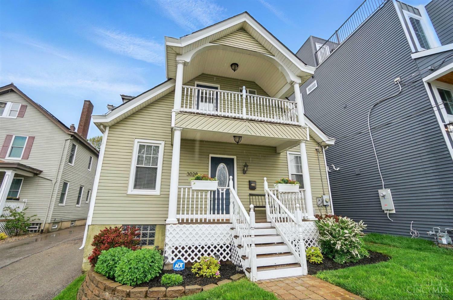Property Photo: 3028 Lavinia Avenue OH 45208