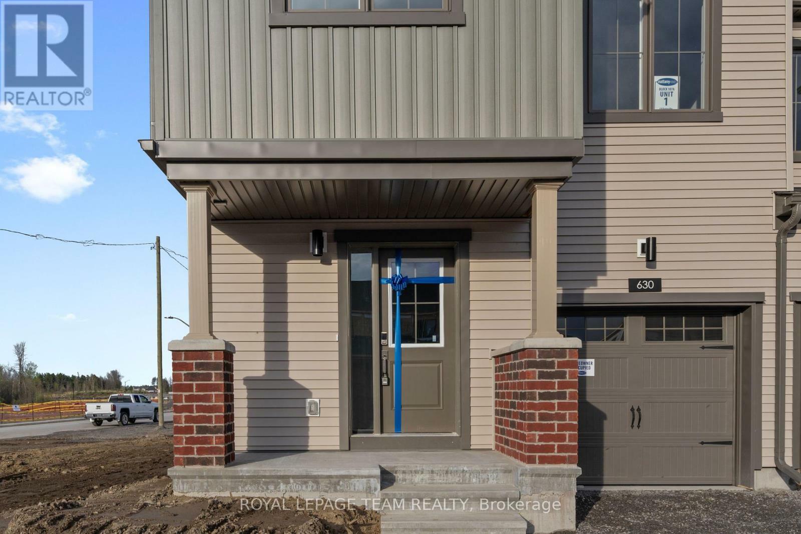 Property Photo: 630 Keatons Way ON K0G 1J0
