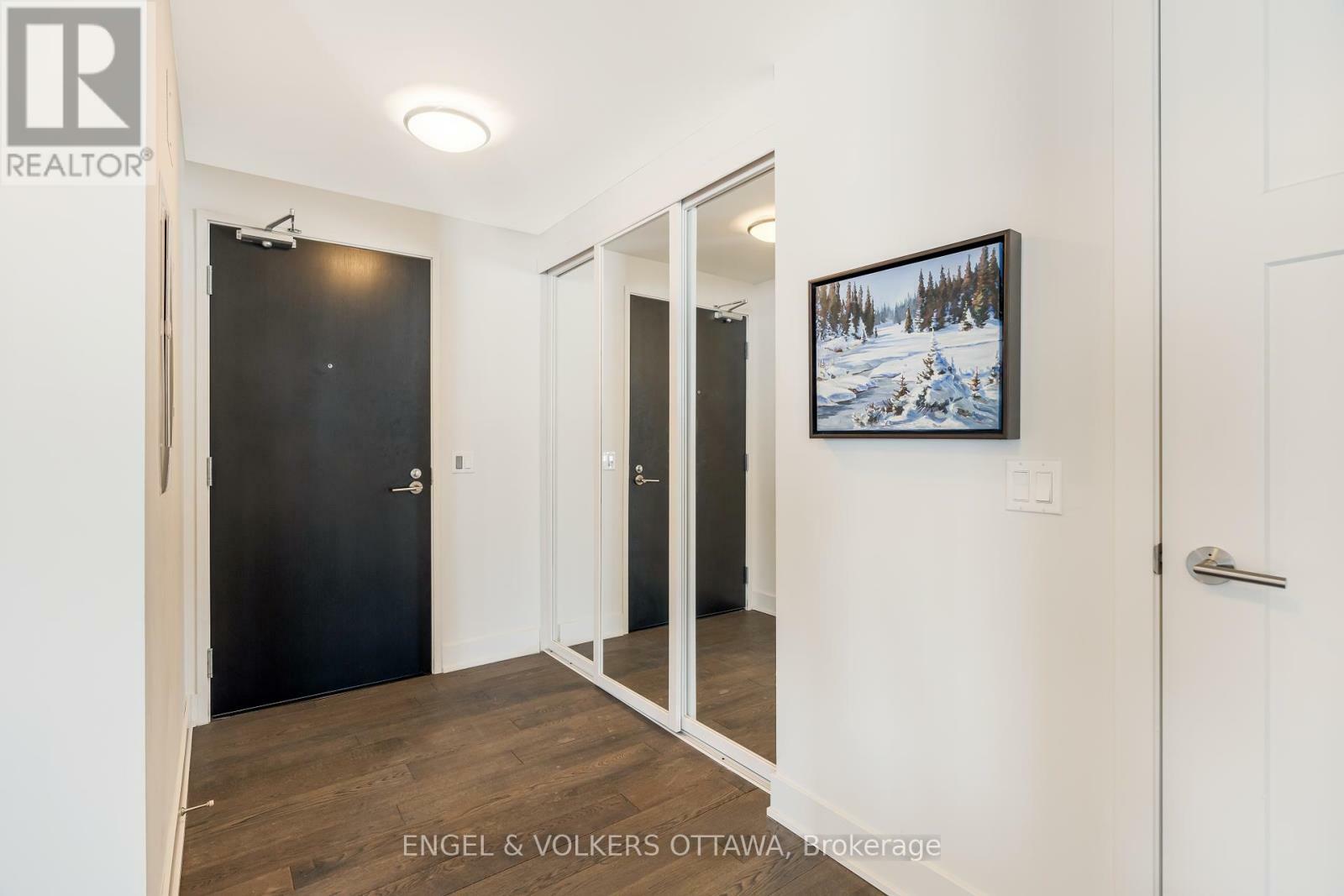 Property Photo: 485 Richmond Road 2502 ON K2A 3W9
