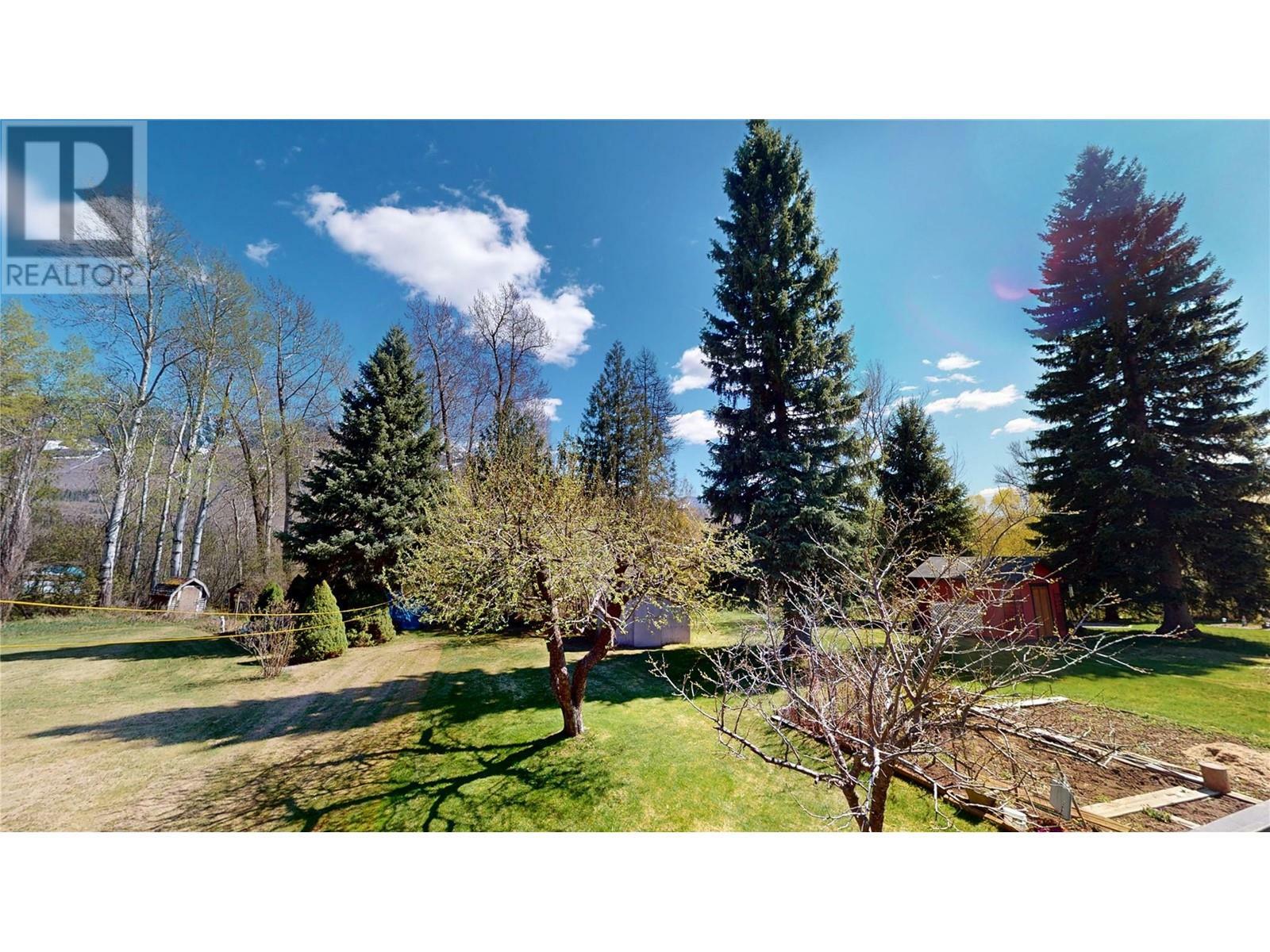Property Photo: 1698 McKenzie Road BC V0B 1M5