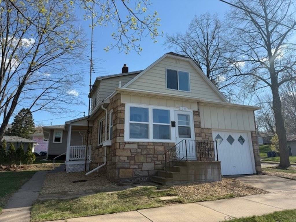 Property Photo: 1015 Cedar Street WI 54401
