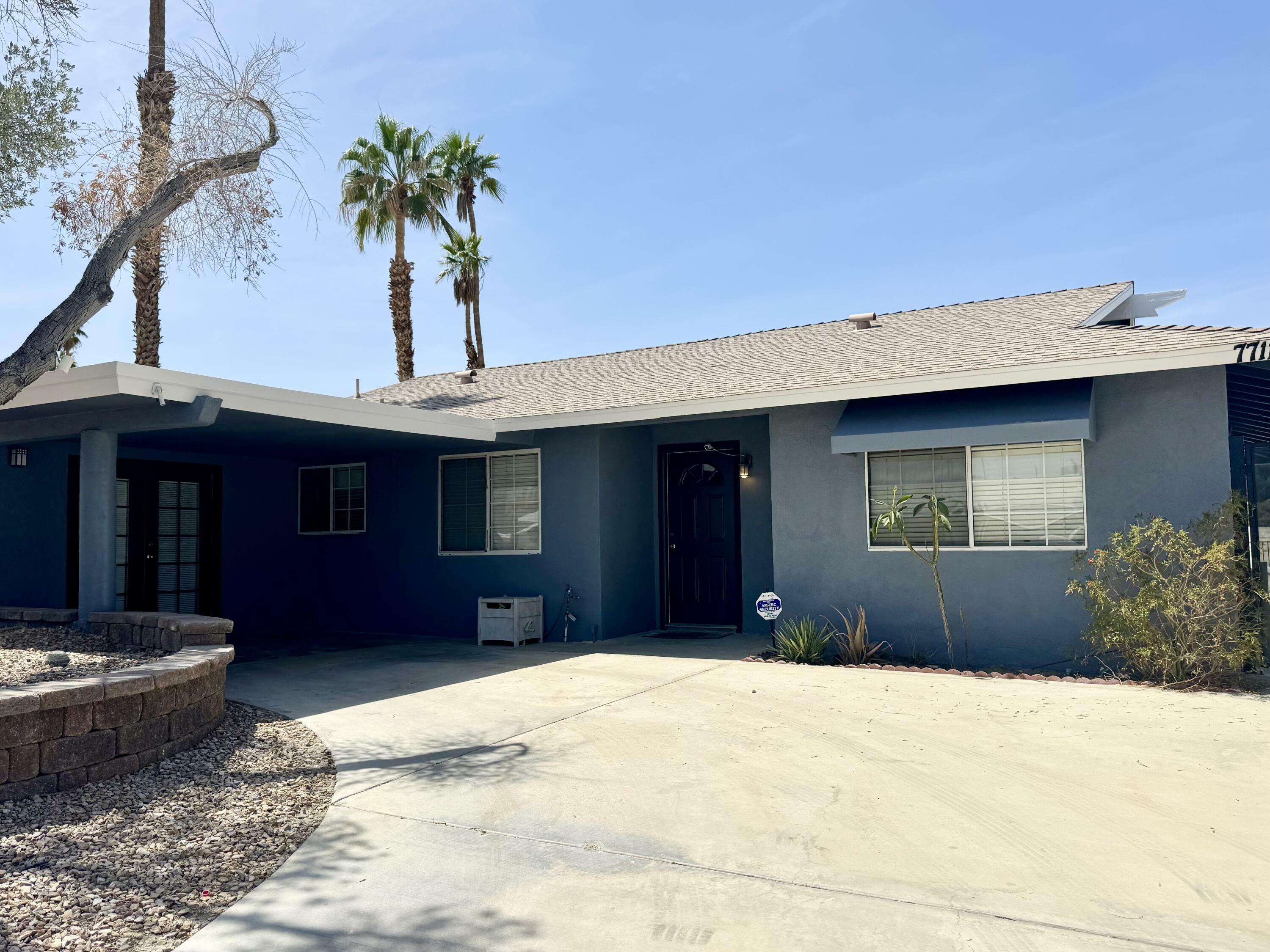 Property Photo: 77110 Indiana Avenue CA 92211