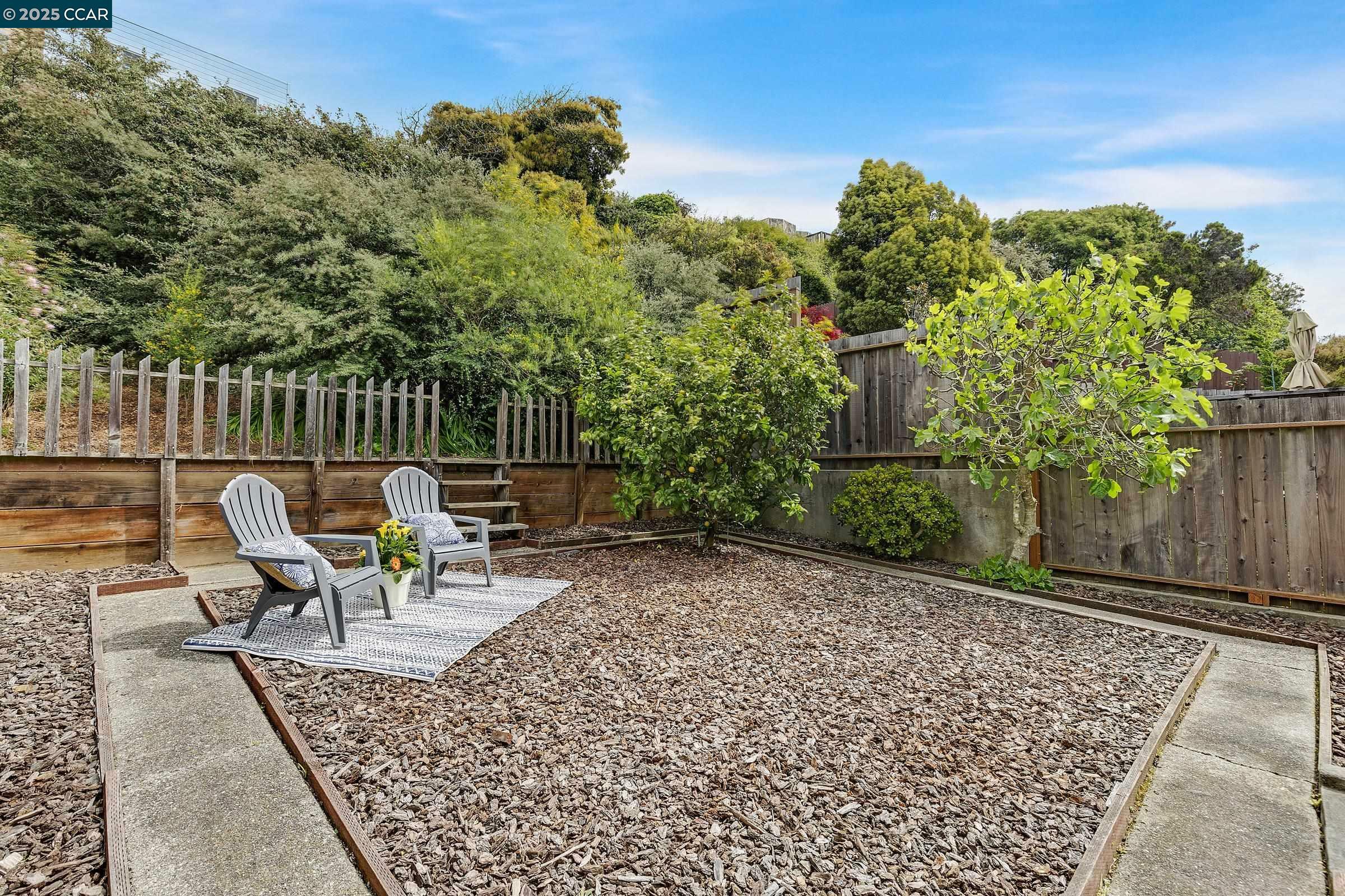 Property Photo: 504 Monterey Blvd CA 94127