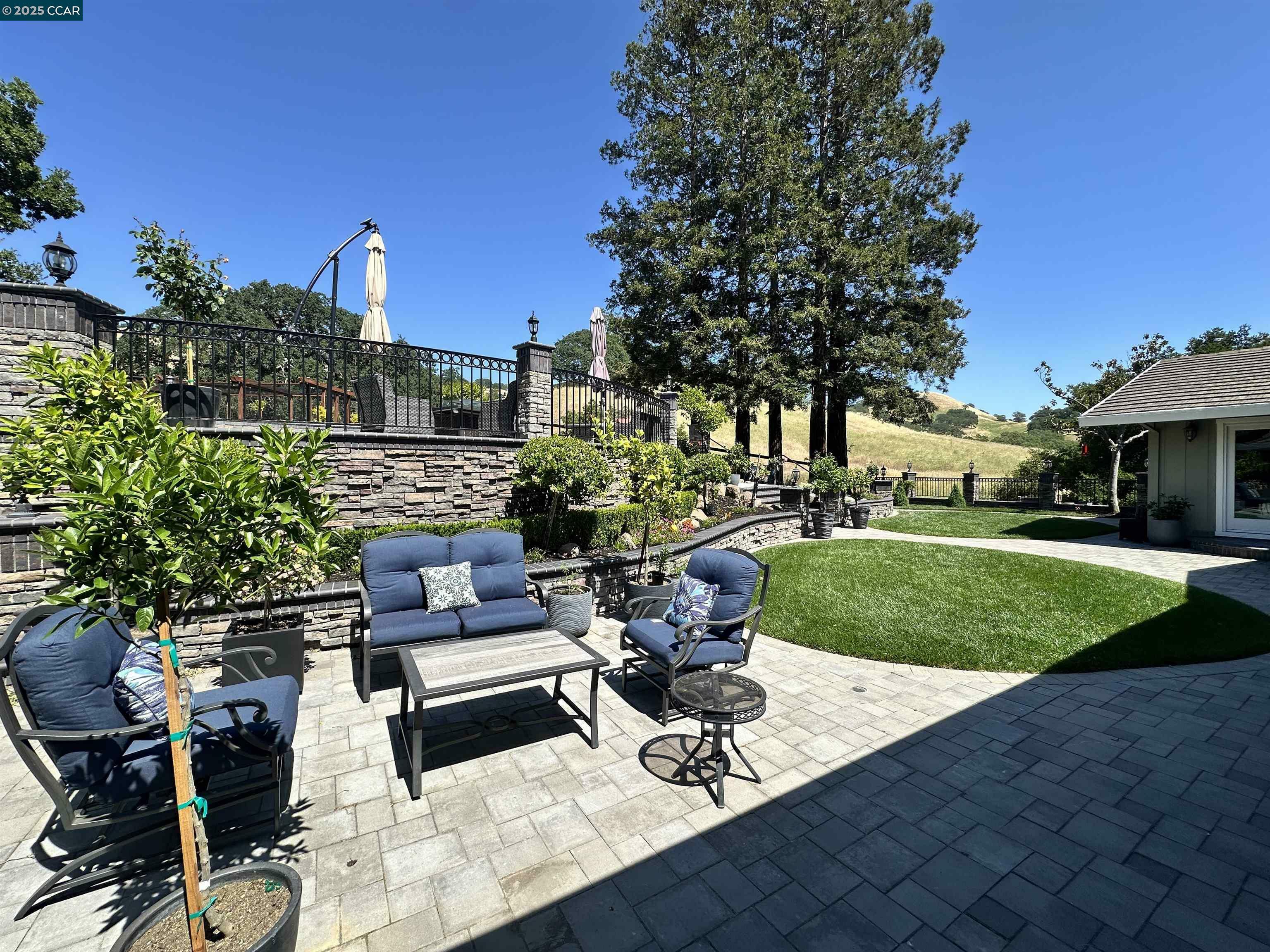 Property Photo: 1883 Piedras Cir CA 94507