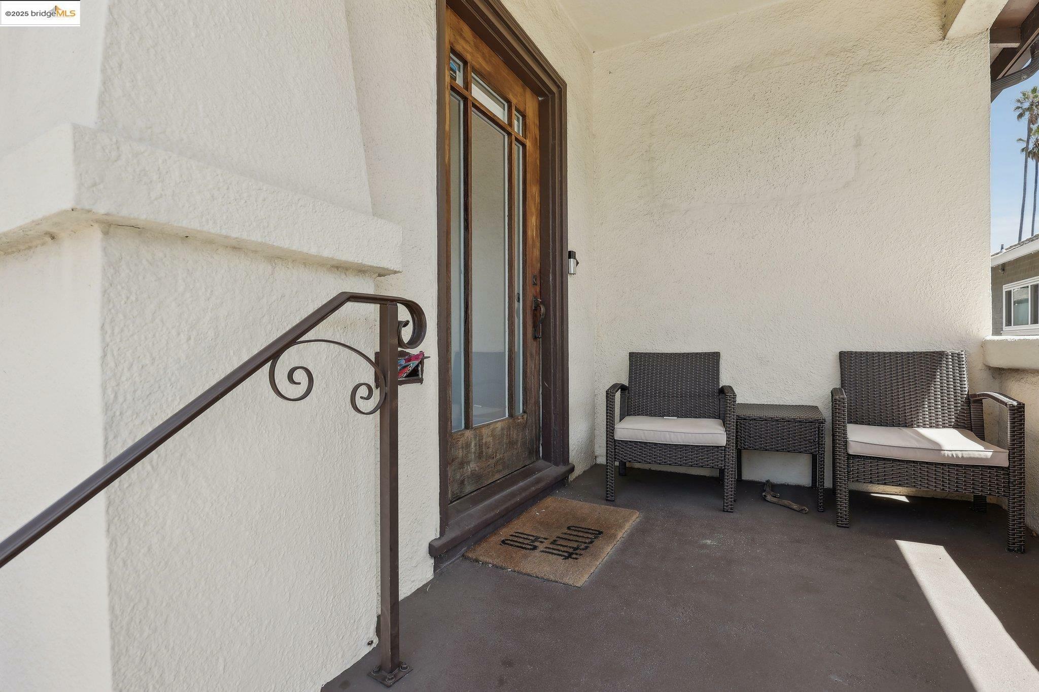 Property Photo:  1318 8th St  CA 94501 