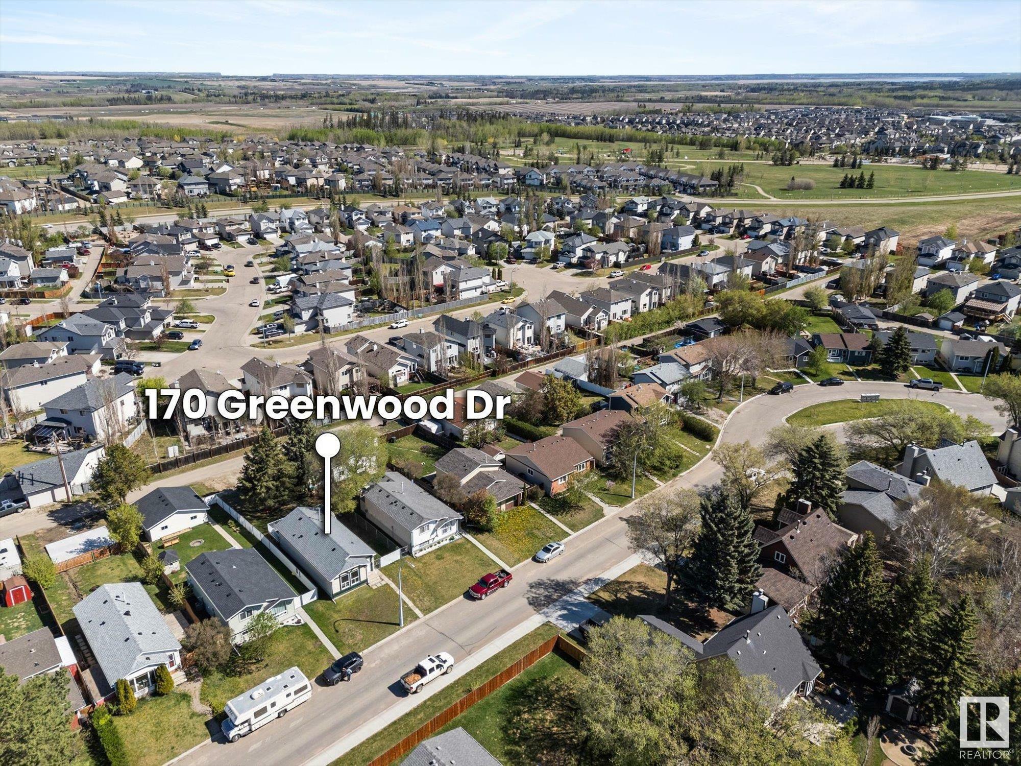 Property Photo: 170 Greenwood Drive AB T7X 1Y7