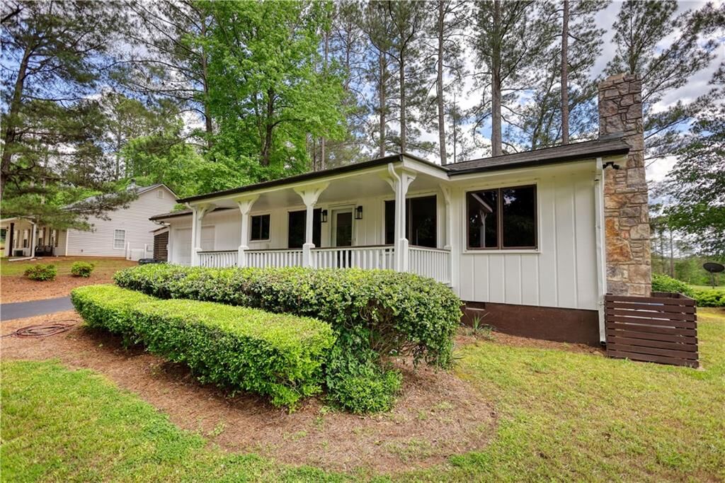 Property Photo:  386 Flamingo Drive  GA 31064 