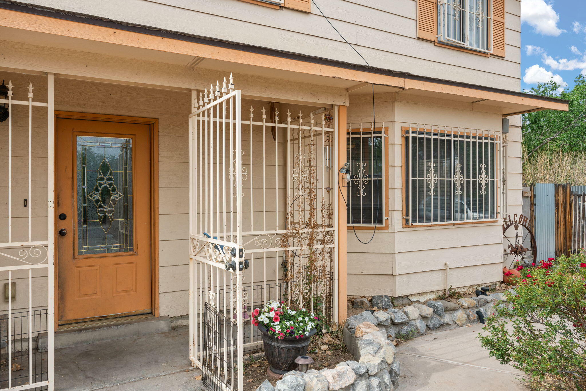 Property Photo: 1519 Bonito Road SW NM 87105