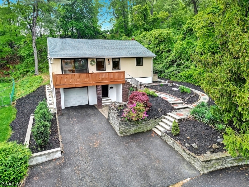 Property Photo:  18 Marie Ter  NJ 07052 
