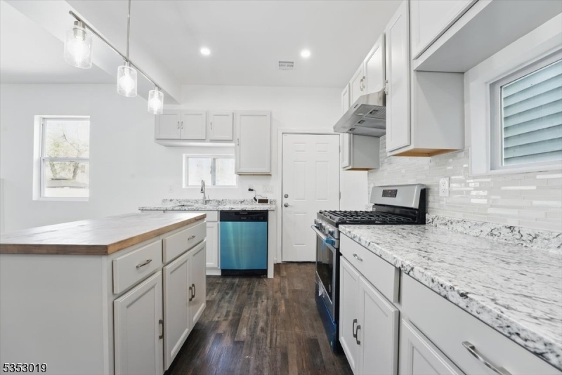 Property Photo: 84 Chelsea Ave NJ 07106