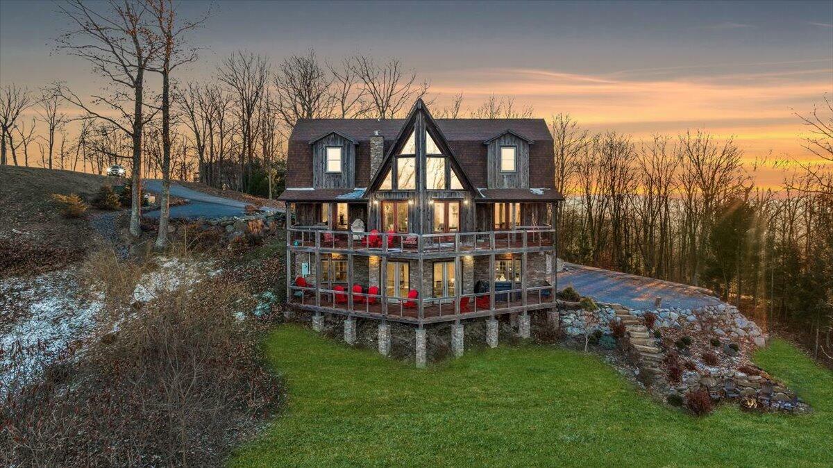 356 White Rock Trl  Caldwell WV 24925 photo