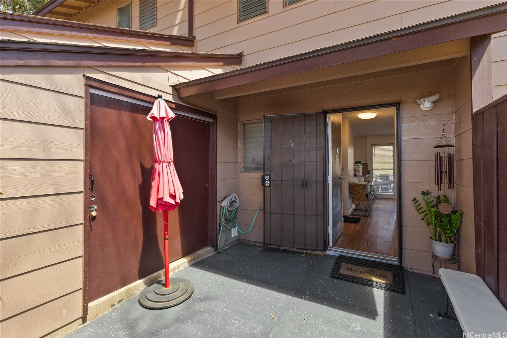 Property Photo: 92-1327 Panana Street 49 HI 96707