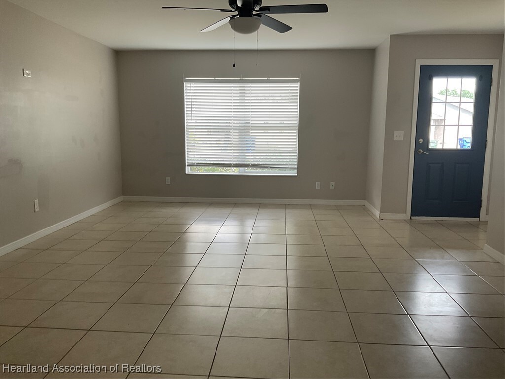 Property Photo: 31254 Fernway Street FL 33872
