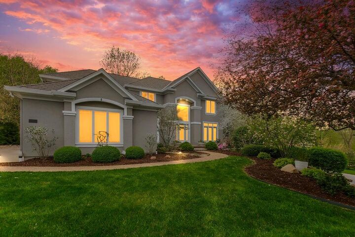 Property Photo:  10863 S Cedar Niles Circle  KS 66061 