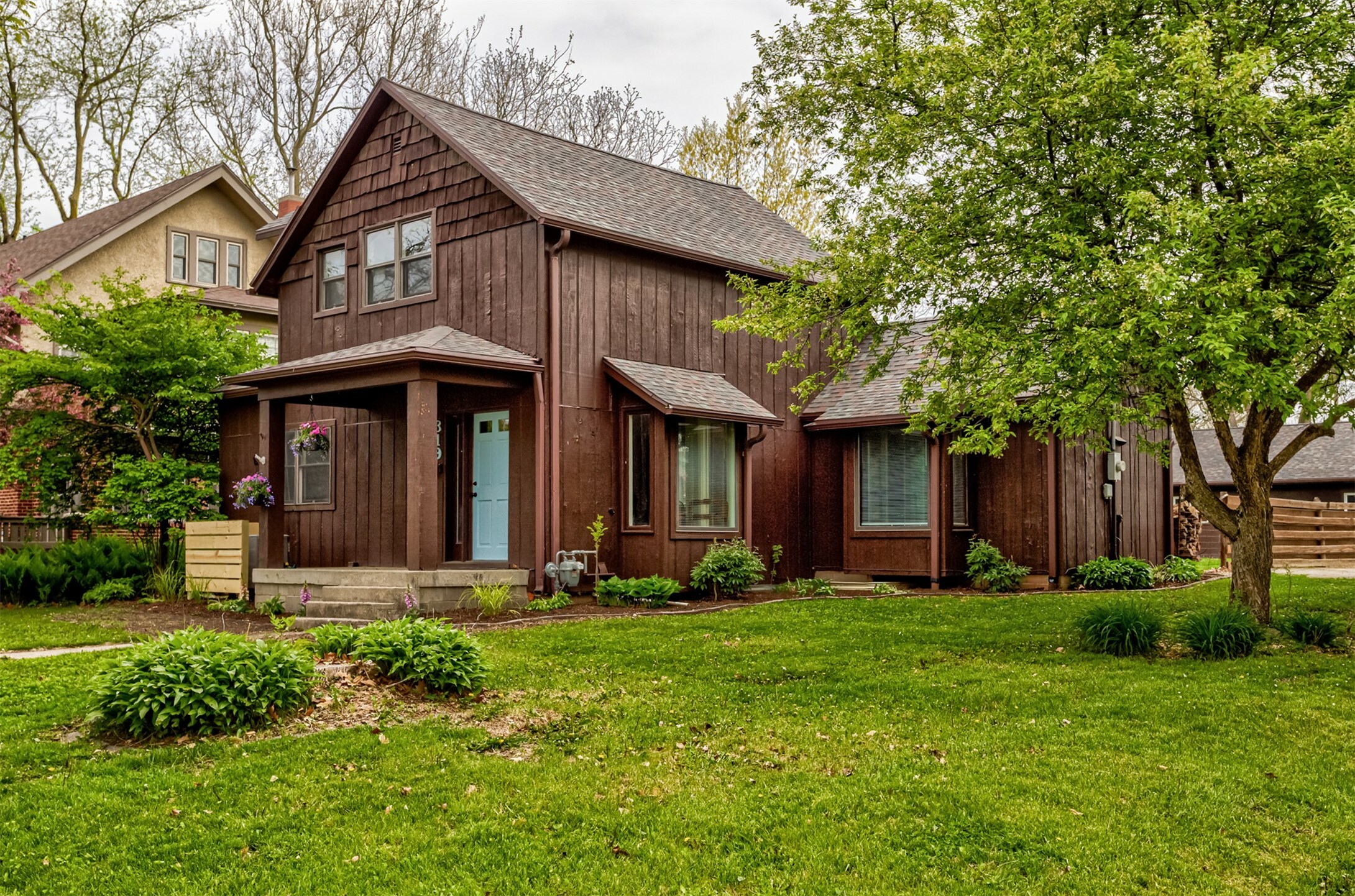 Property Photo: 319 J Avenue IA 50201