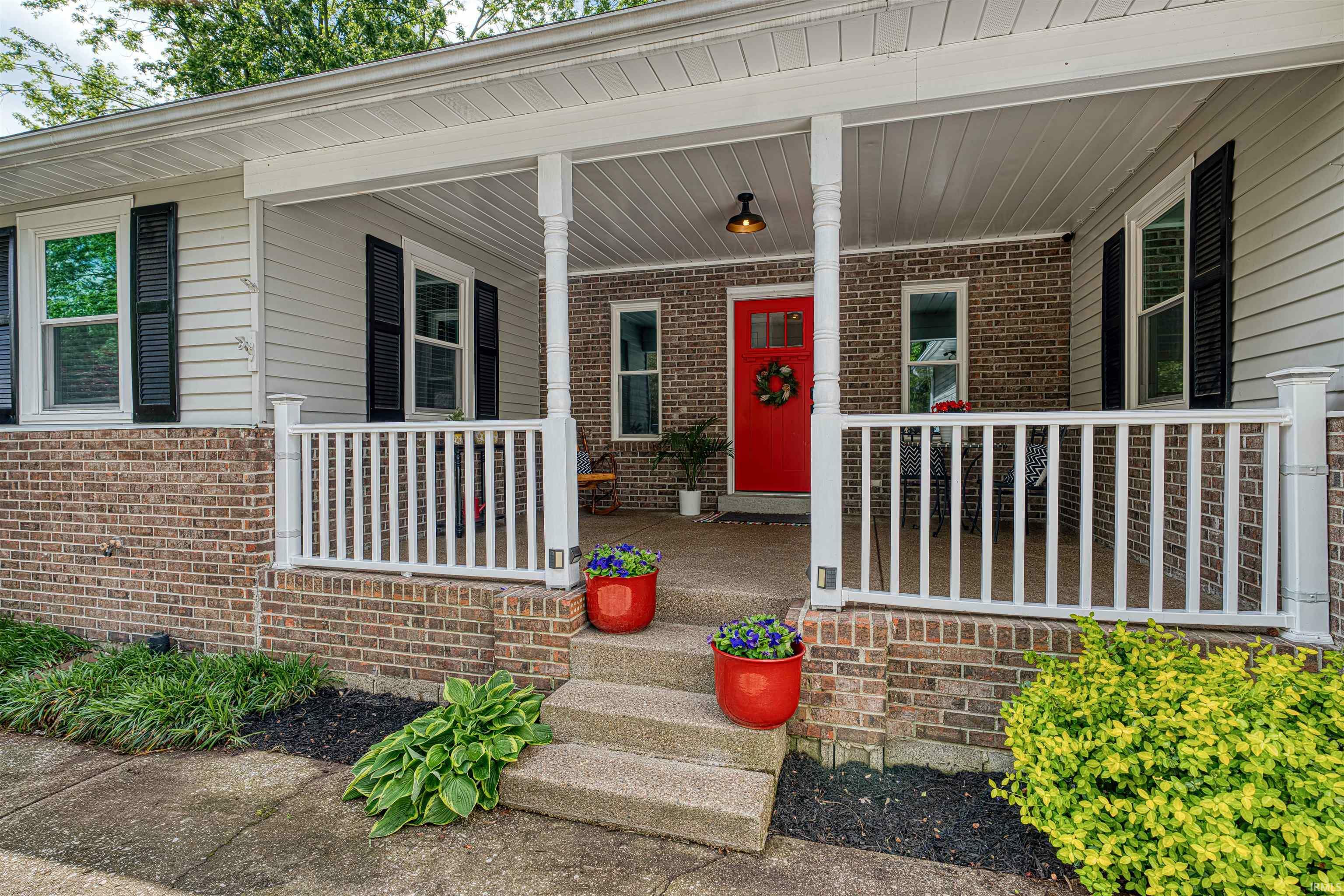 Property Photo: 623 Forest Park Drive IN 47630