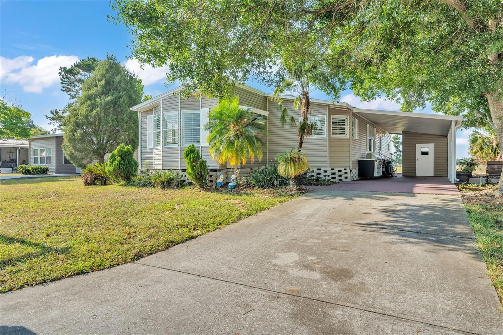 Property Photo:  3615 Lazy Lake Drive S  FL 33801 