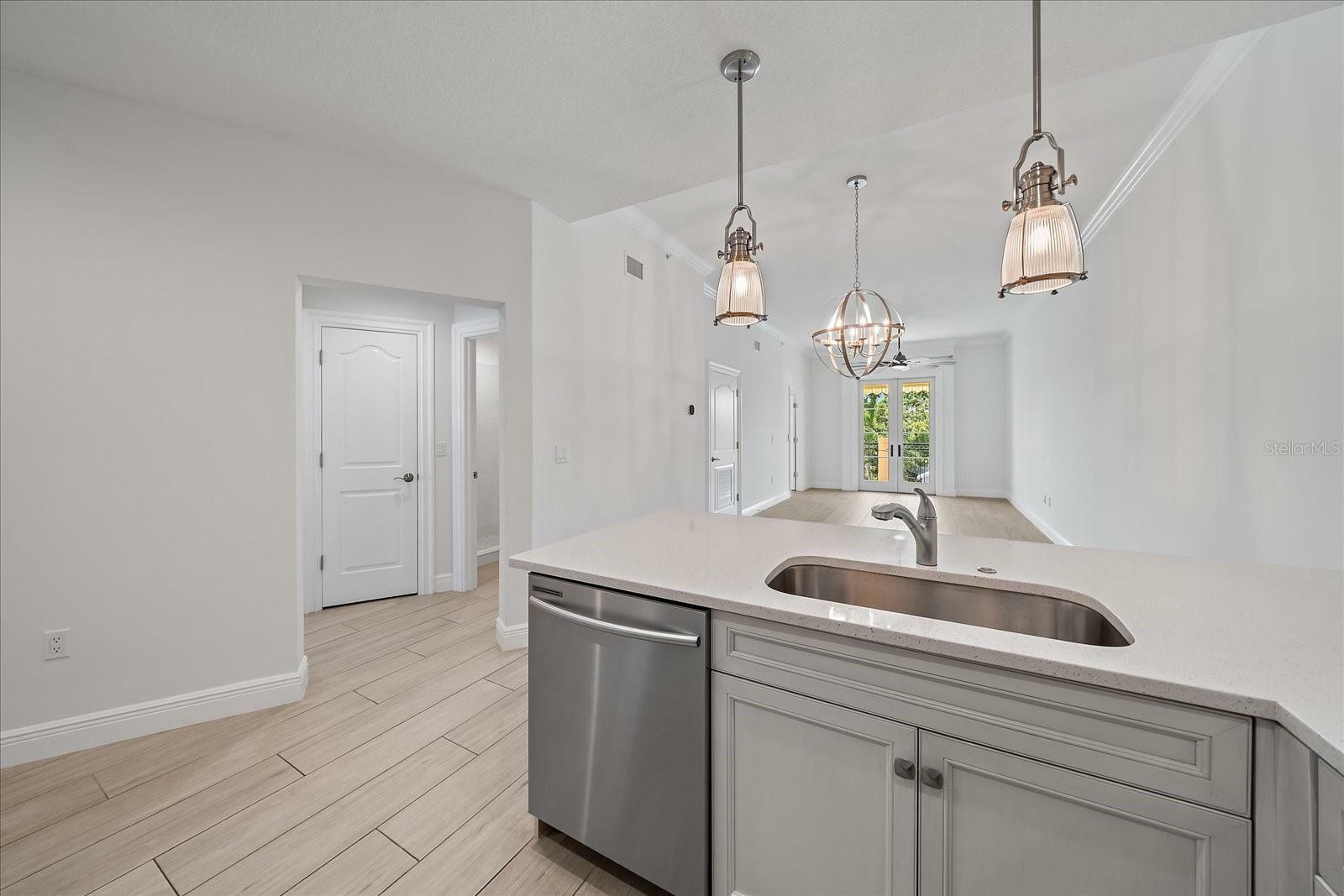 Property Photo: 555 N Orange Avenue 307 FL 34236