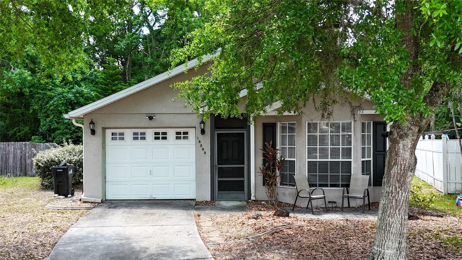 Property Photo:  10255 Cody Lane  FL 32825 