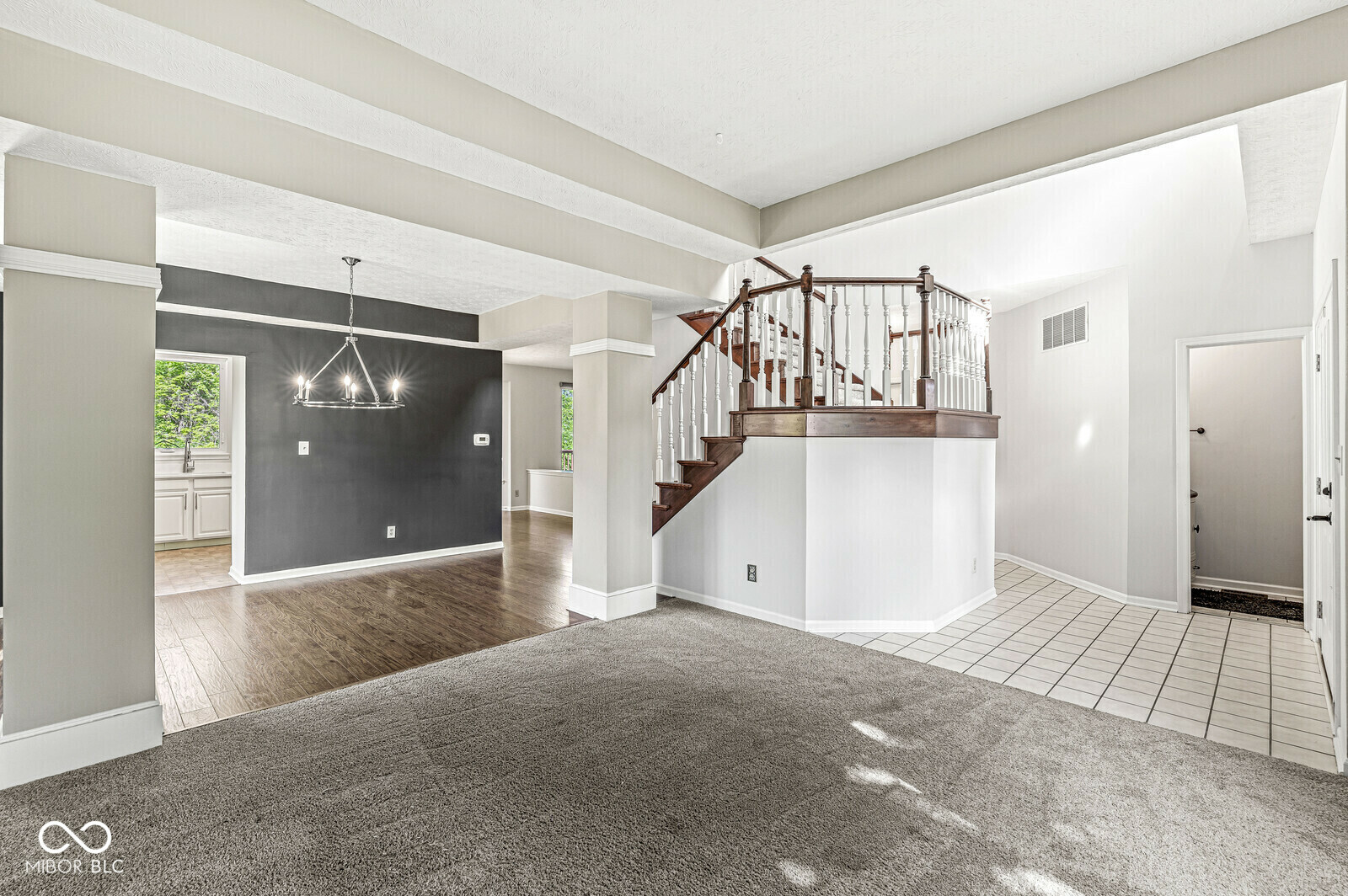 Property Photo: 6818 Bluffridge Drive IN 46278