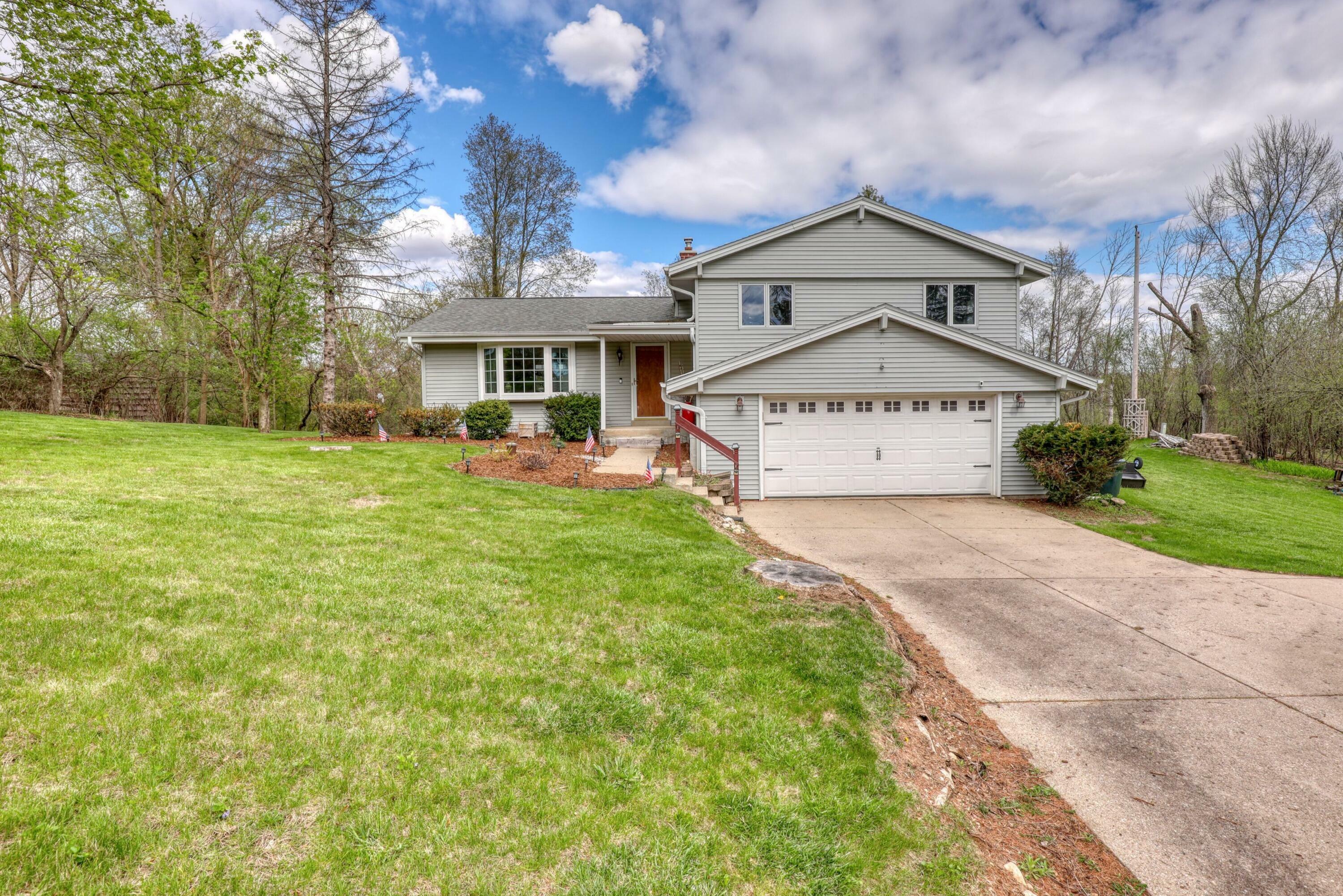 1548 St Augustine Rd  Richfield WI 53027 photo