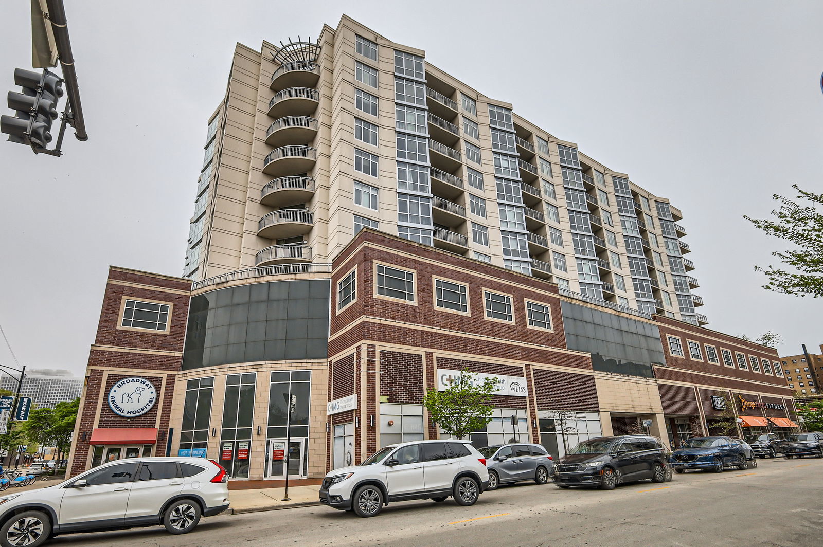 1134 W Granville Avenue 712  Chicago IL 60660 photo