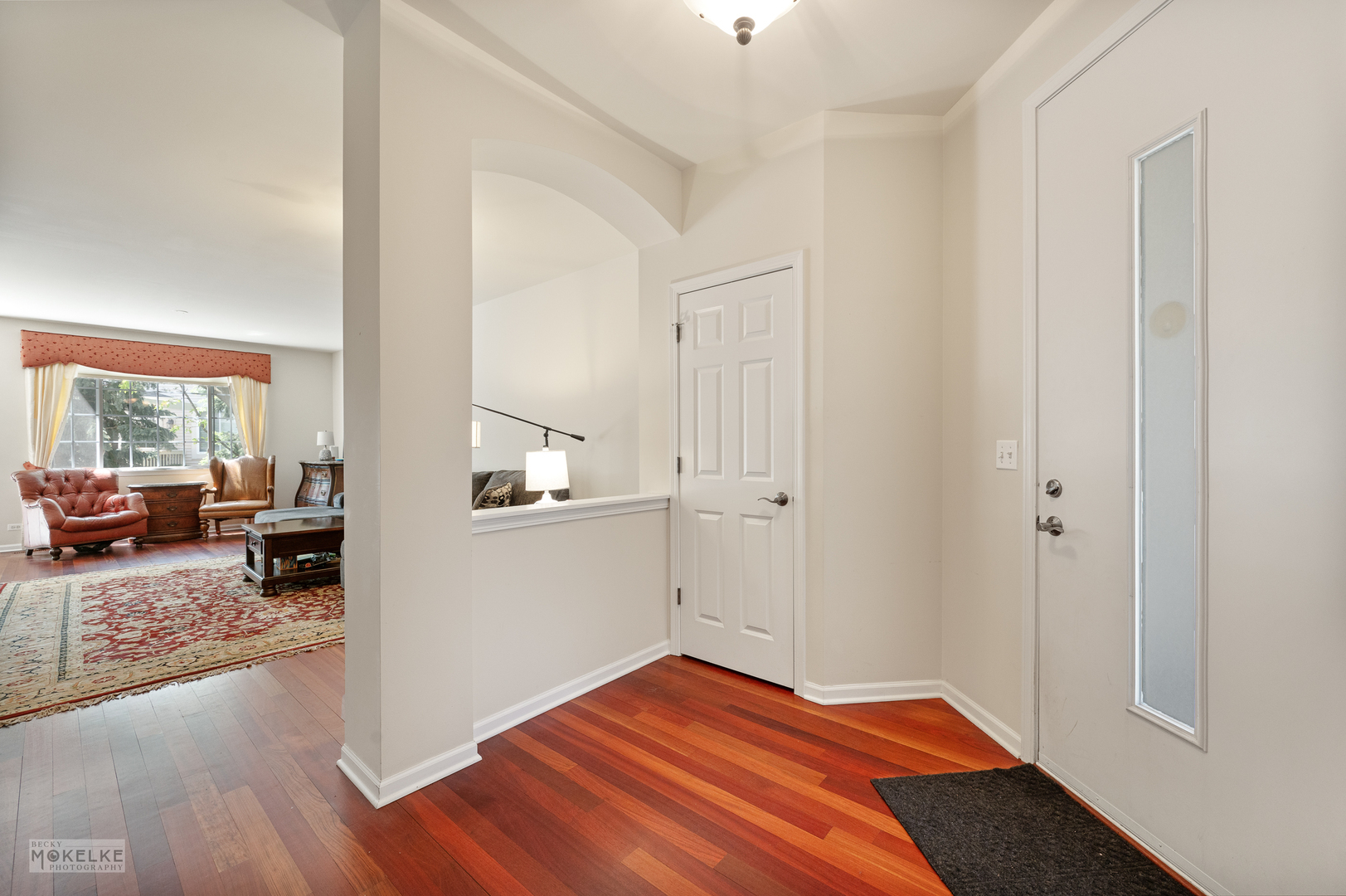 Property Photo: 1254 Townes Circle IL 60502
