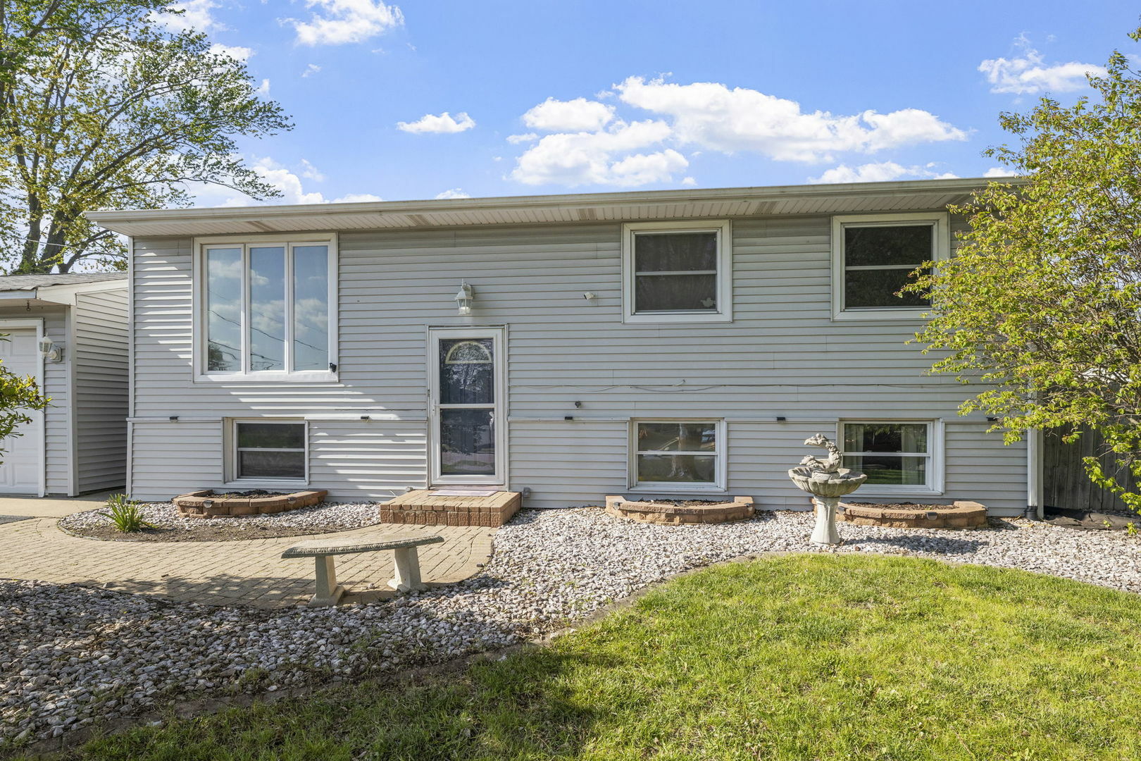 Property Photo: 9236 Magnolia Avenue IL 60448