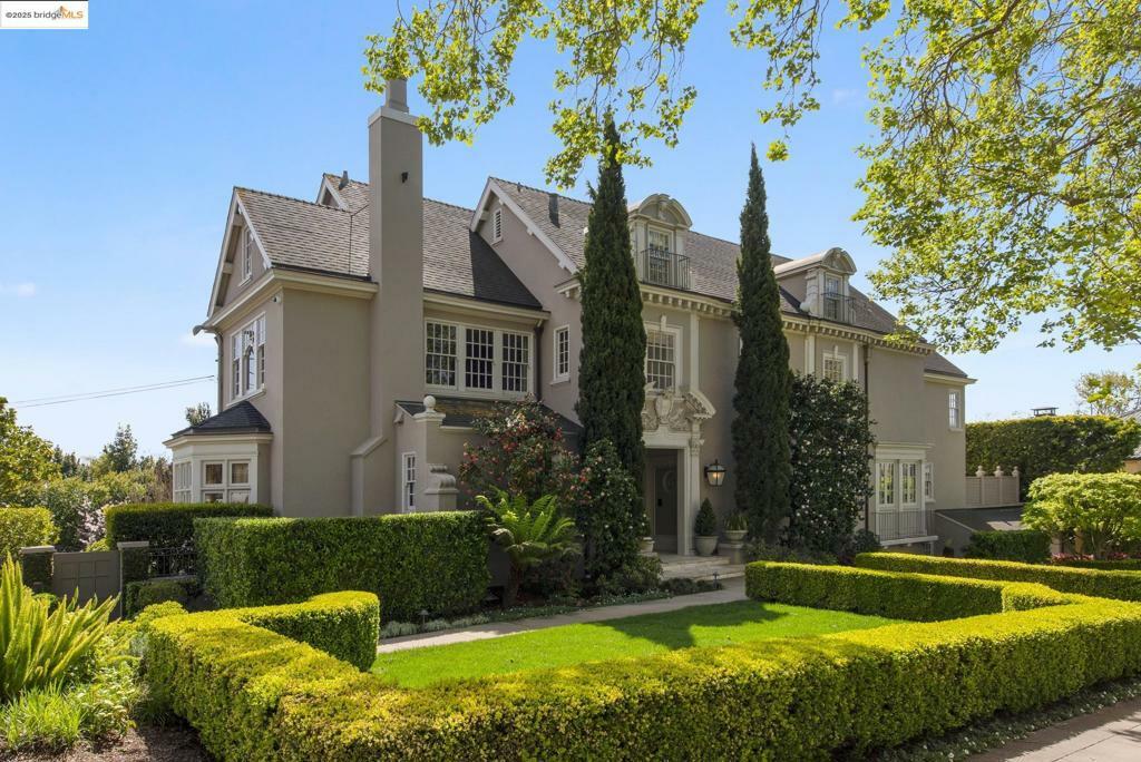 44 Farragut Ave  Piedmont CA 94610-1217 photo
