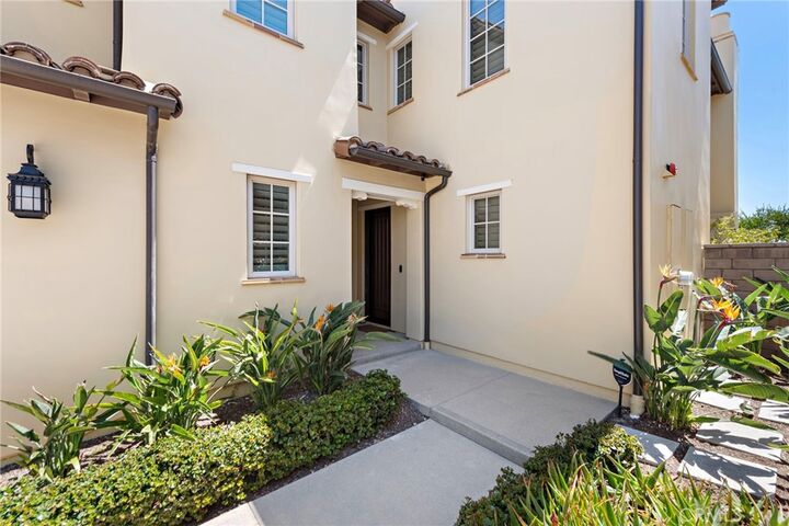 Property Photo:  207 Via Galicia  CA 92672 