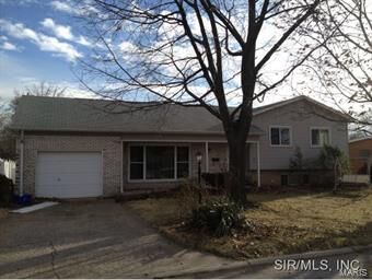 Property Photo: 676 Mildred IL 62095