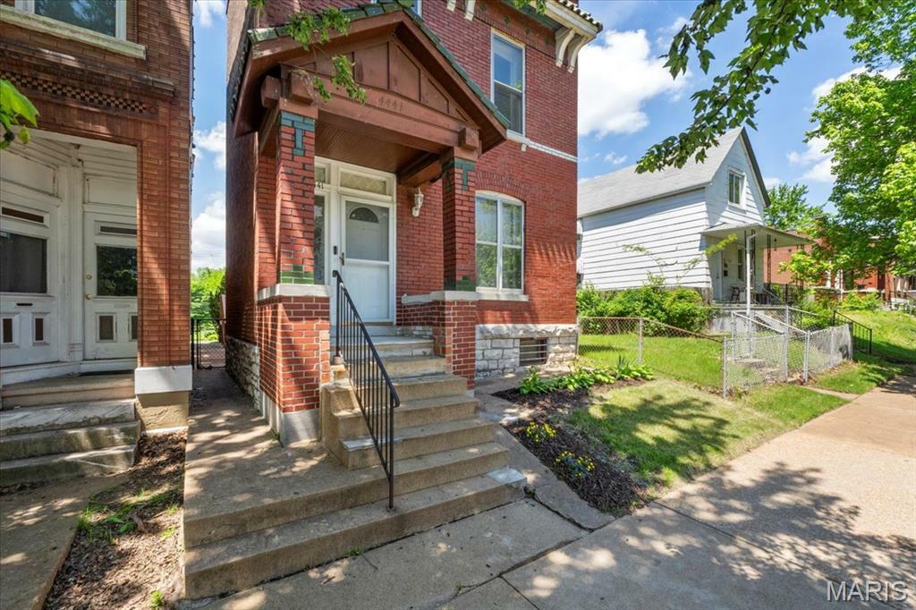 Property Photo: 4441 Minnesota Avenue MO 63111