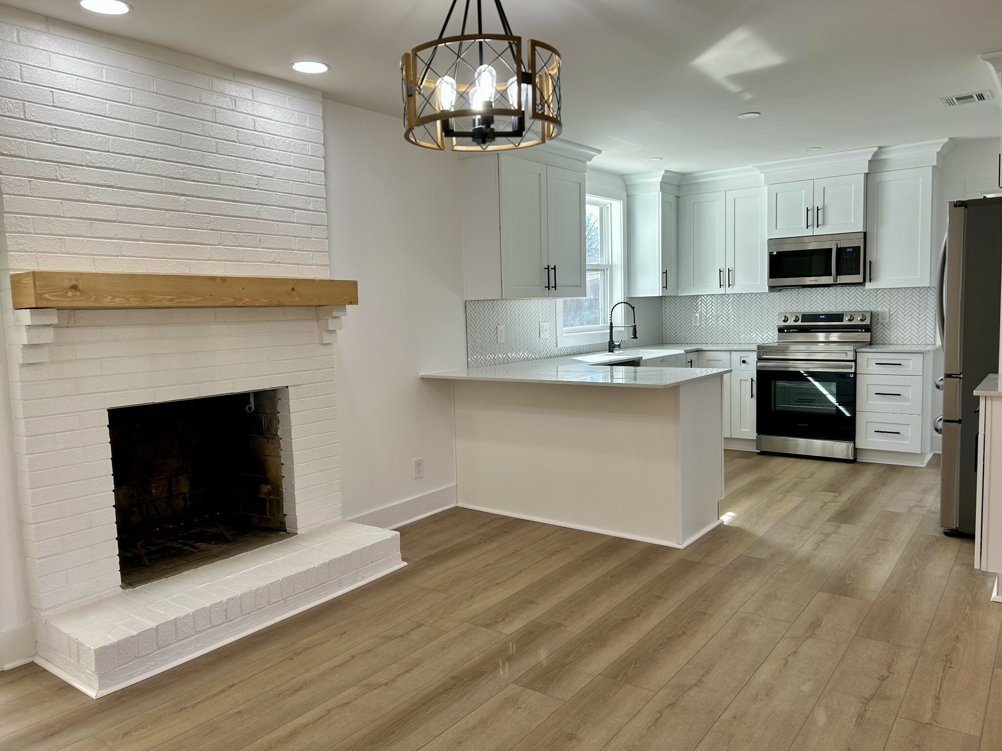 Property Photo: 4822 Milner Dr TN 37211