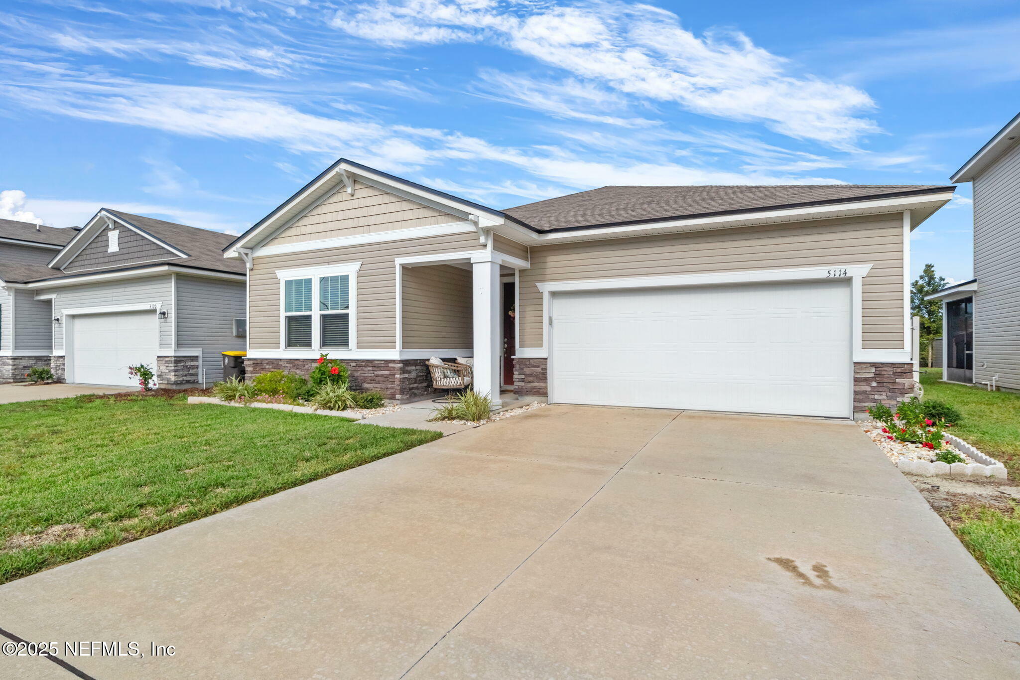 Property Photo: 5114 Sawmill Point Way FL 32210