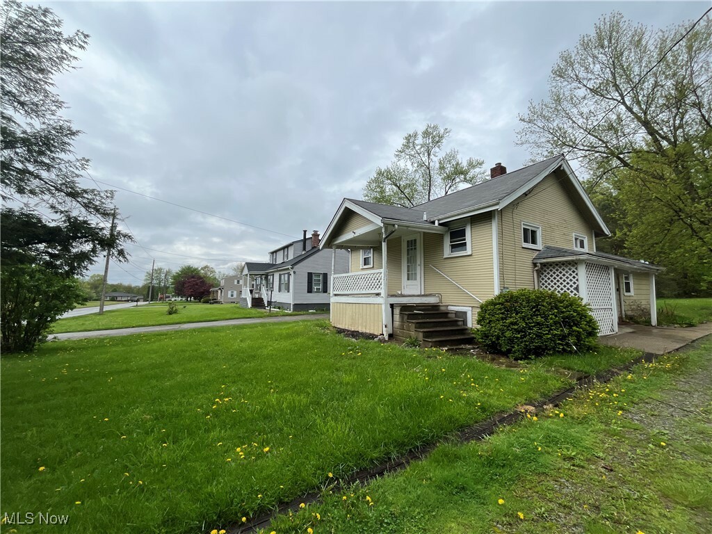 Property Photo: 634 Goist Lane OH 44420