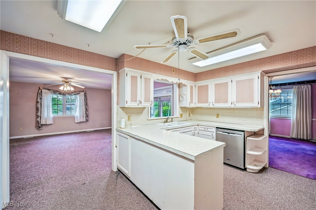 Property Photo: 741 Shady Lane OH 44484