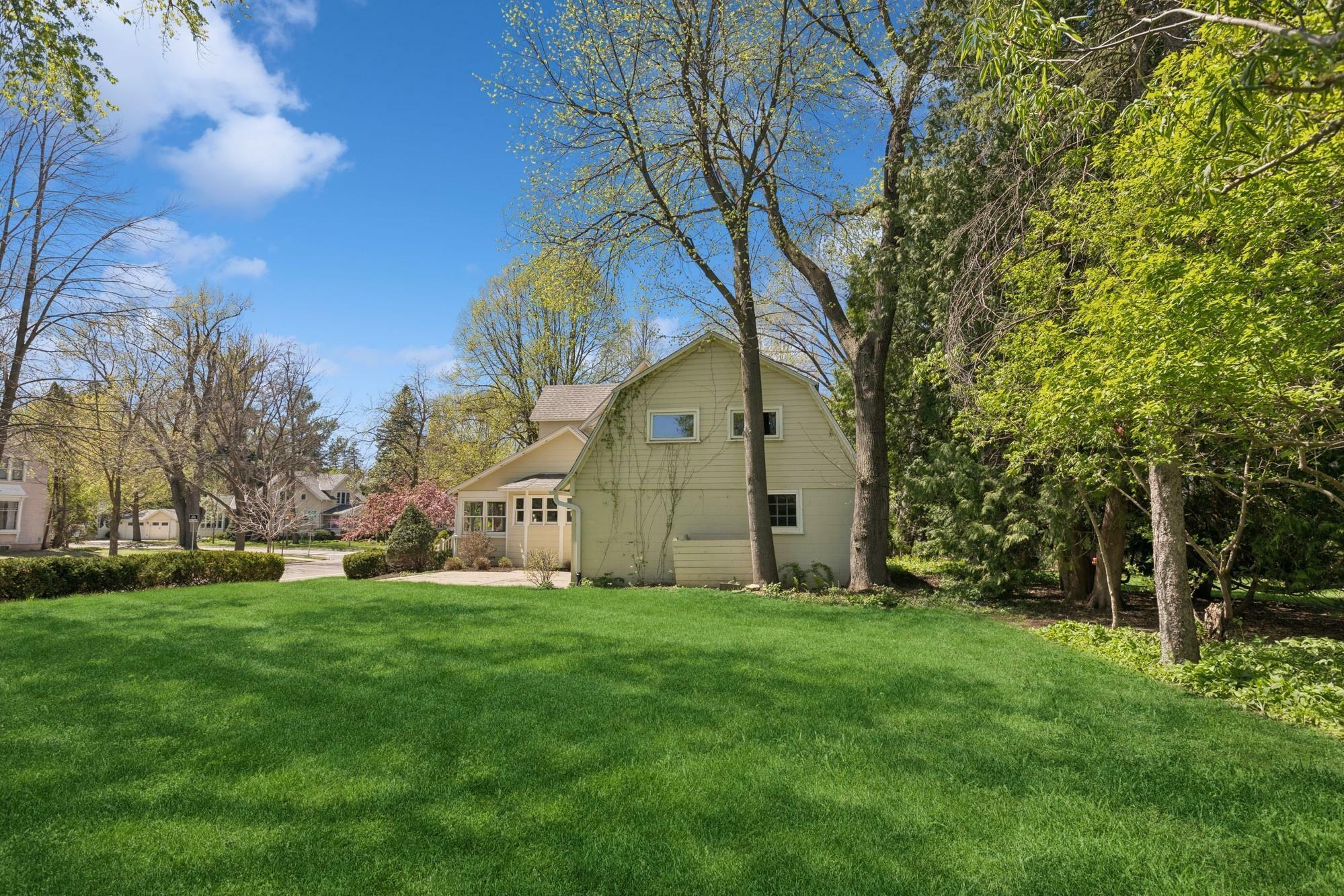 Property Photo: 319 Elm Street MN 55057