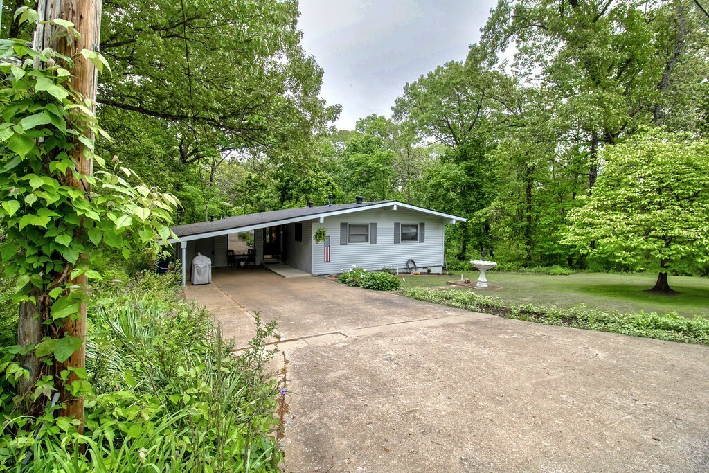 Property Photo: 3 Lancaster Drive AR 72715