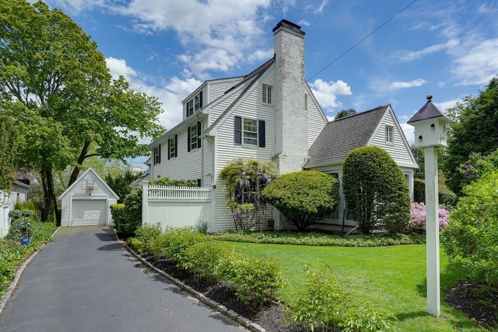 Property Photo:  37 Oakley Rd  MA 02478 