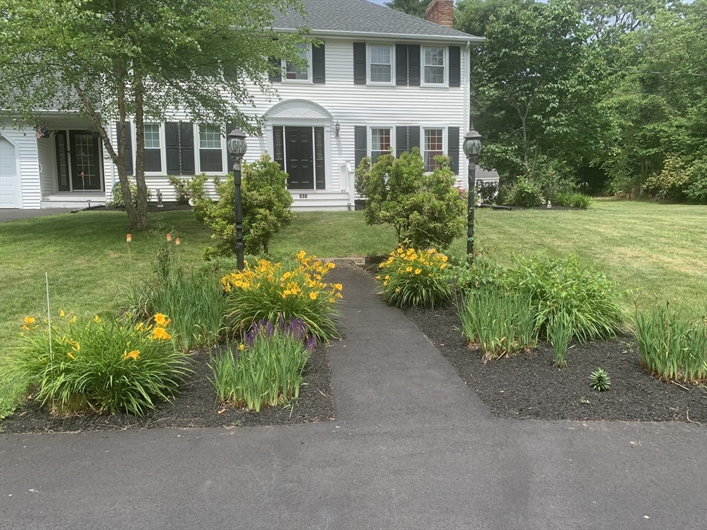 Property Photo:  930 King St  MA 02767 