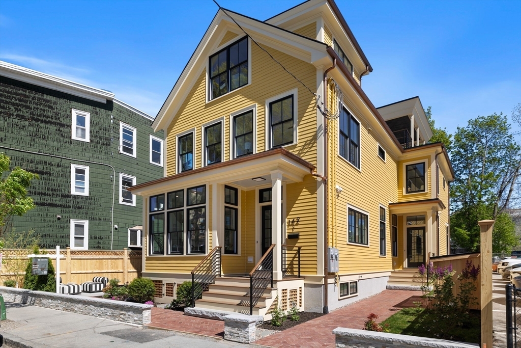 142 Amory Street  Cambridge MA 02139 photo