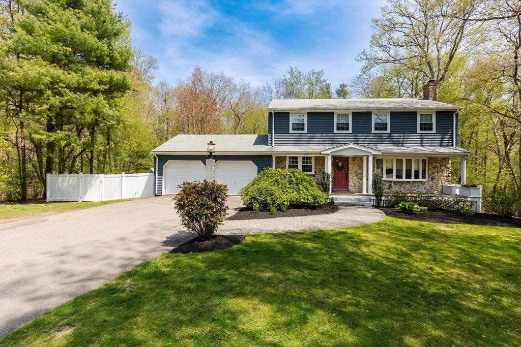 32 Deborah Lee  Easton MA 02356 photo