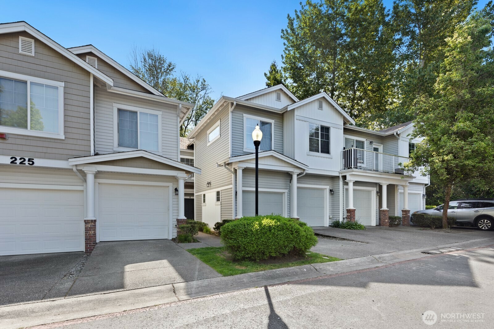 225 S 49th Street E  Renton WA 98055 photo