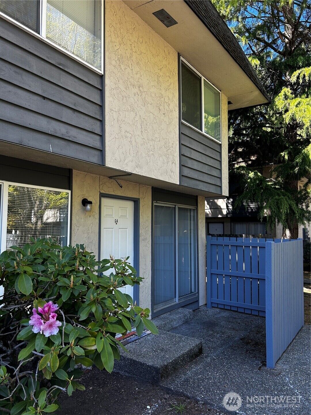 Property Photo:  6105  204th Street SW C4  WA 98036