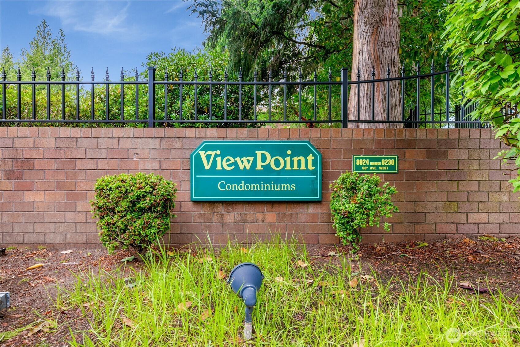 Property Photo: 8106 53rd Avenue W 922 WA 98275