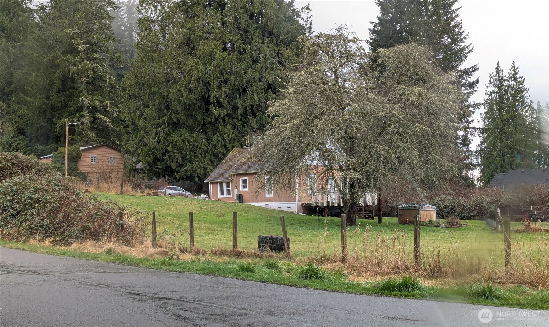 Property Photo: 27013 53 Avenue NE WA 98223